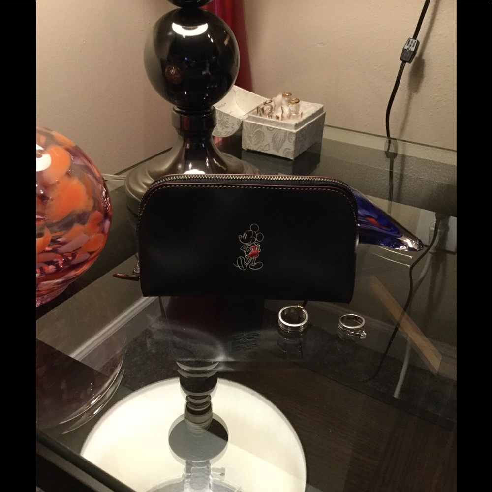 Coach LE Mickey Mouse cosmetic case