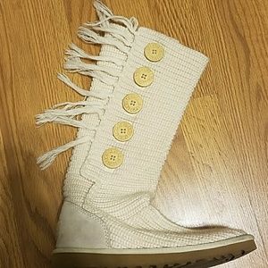 Ugg knit boots