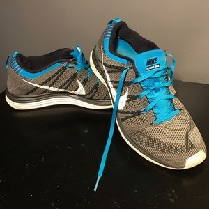 NIKE FLYKNIT ONE Men's Athletic Shoes - Size 10.5