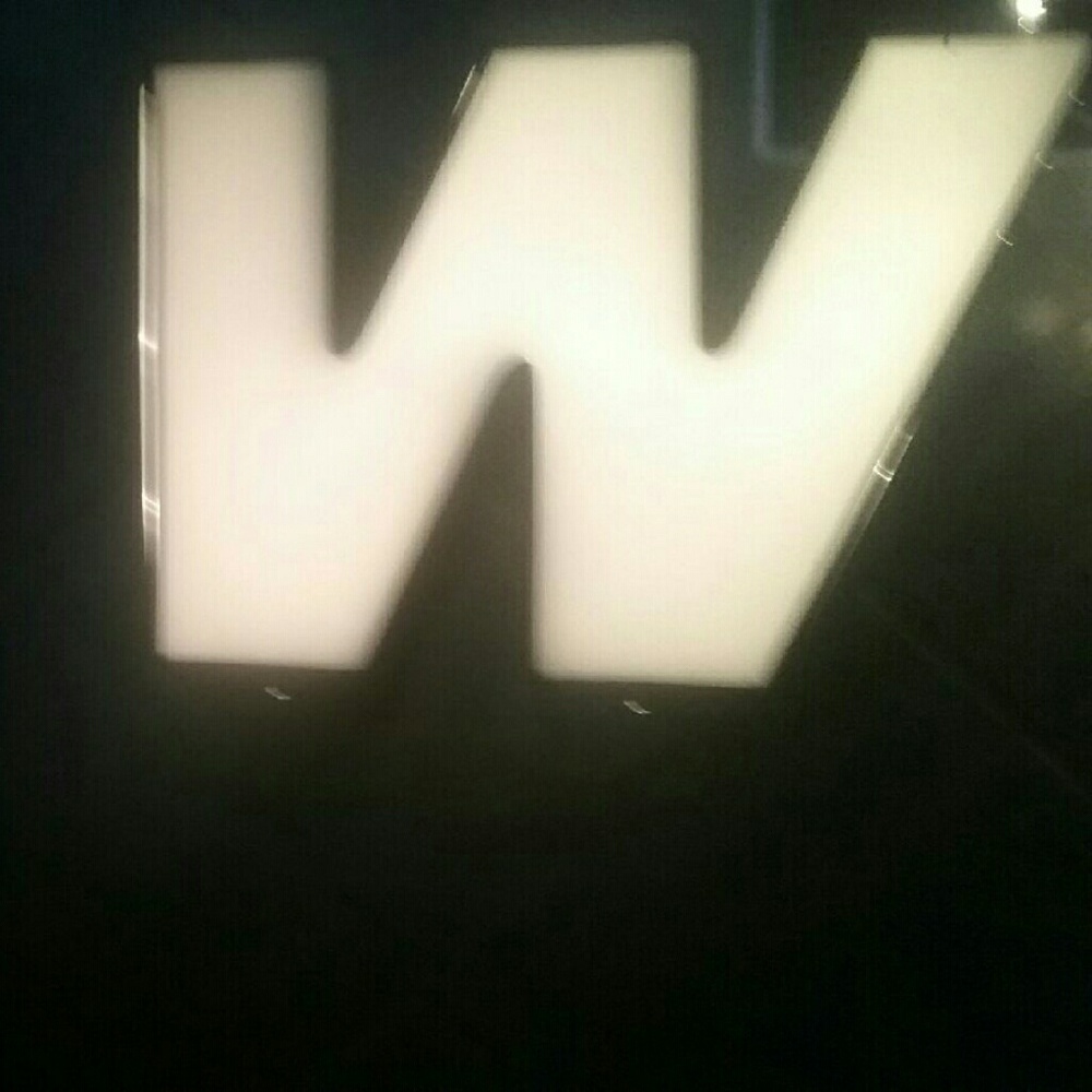 Letter w or m