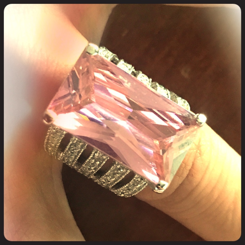 Stylish Pink Crystal Ring