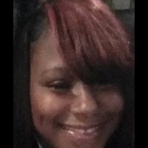 Meet your Posher, Iesha