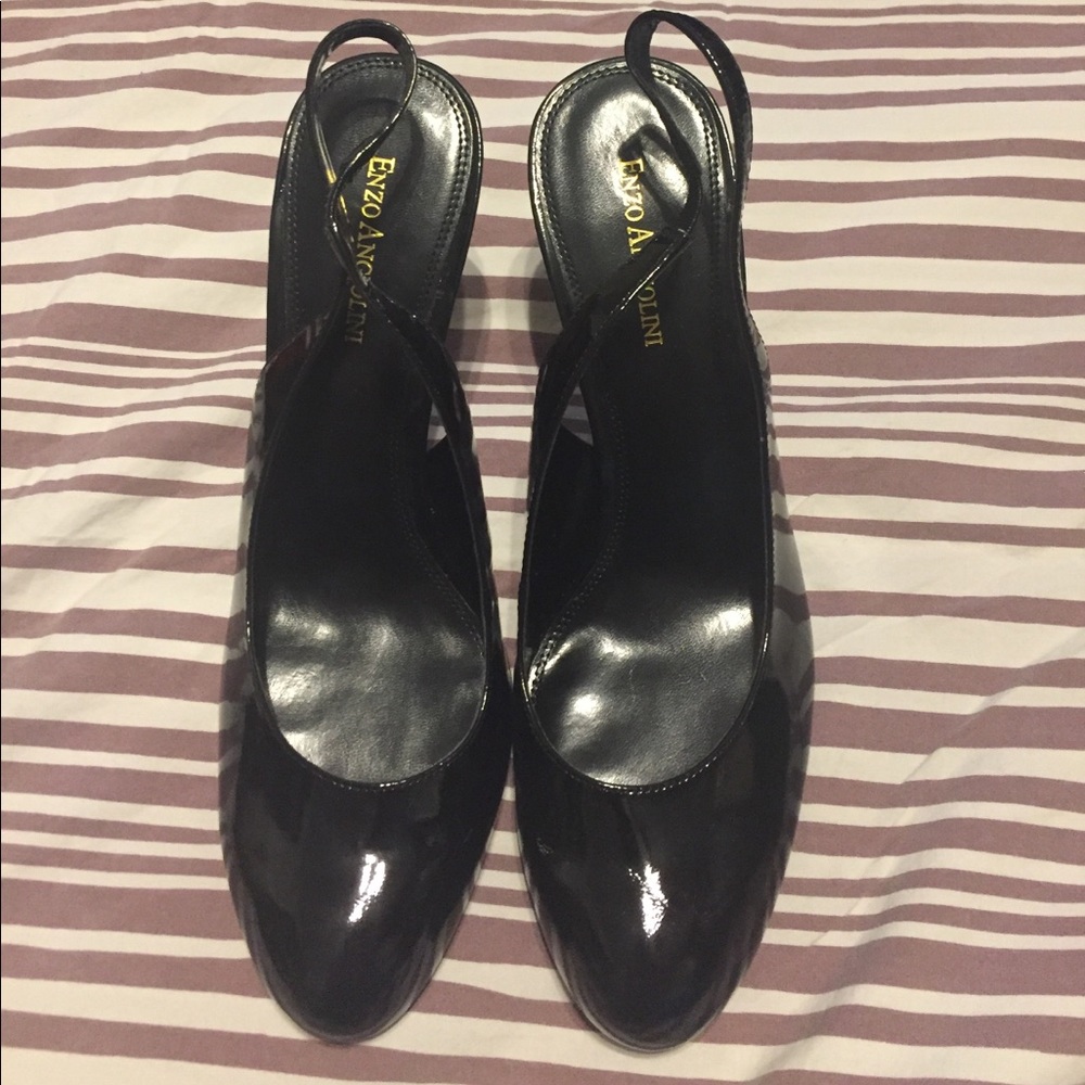 Enzo Angiolini patent leather Pumps