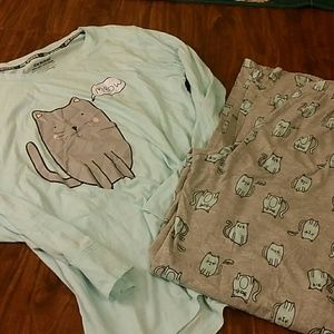 Adorable cat pajamas!
