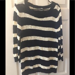 Old navy sweater