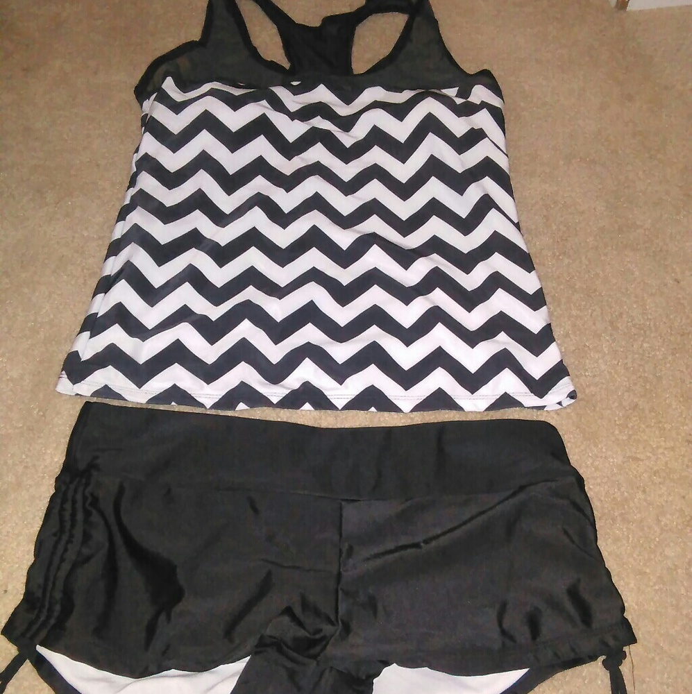 Nwot swimsuit