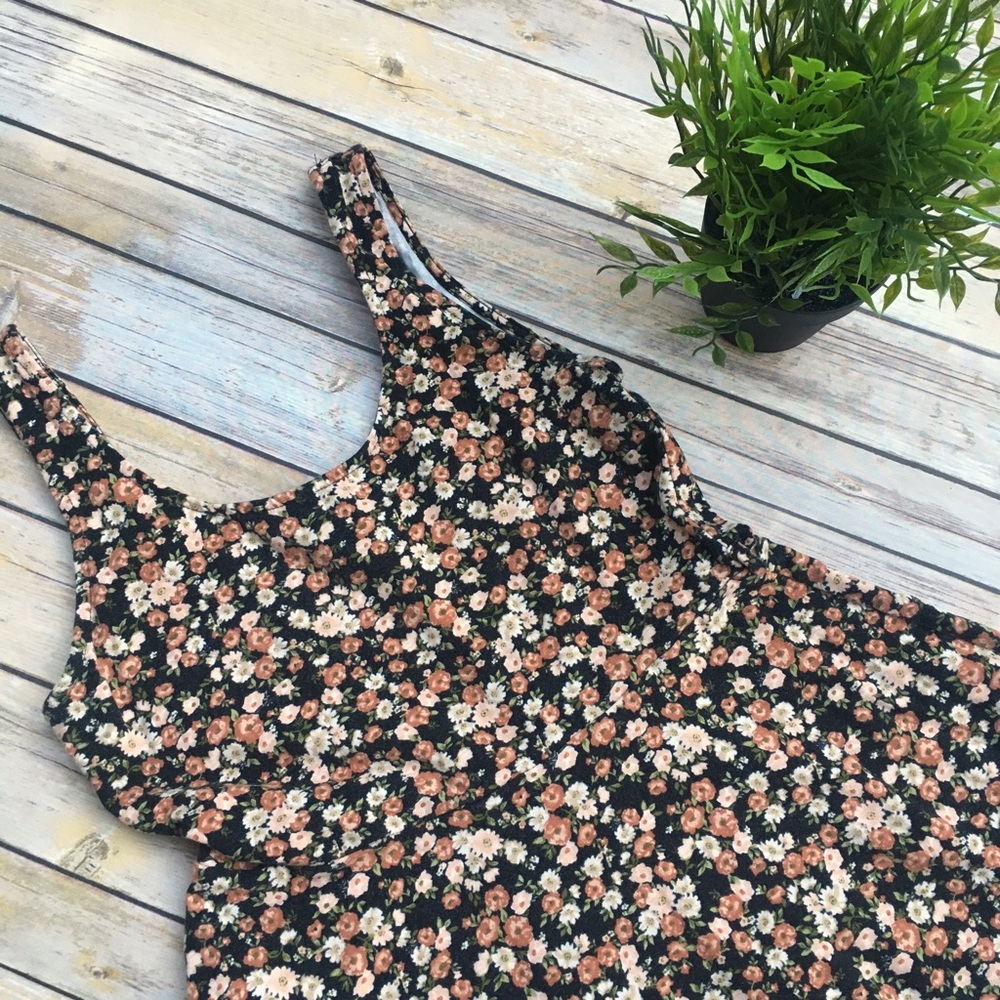 ✨FINAL SALE✨Mini floral Forever21 dress