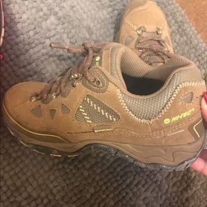Hi-tec hiking shoes