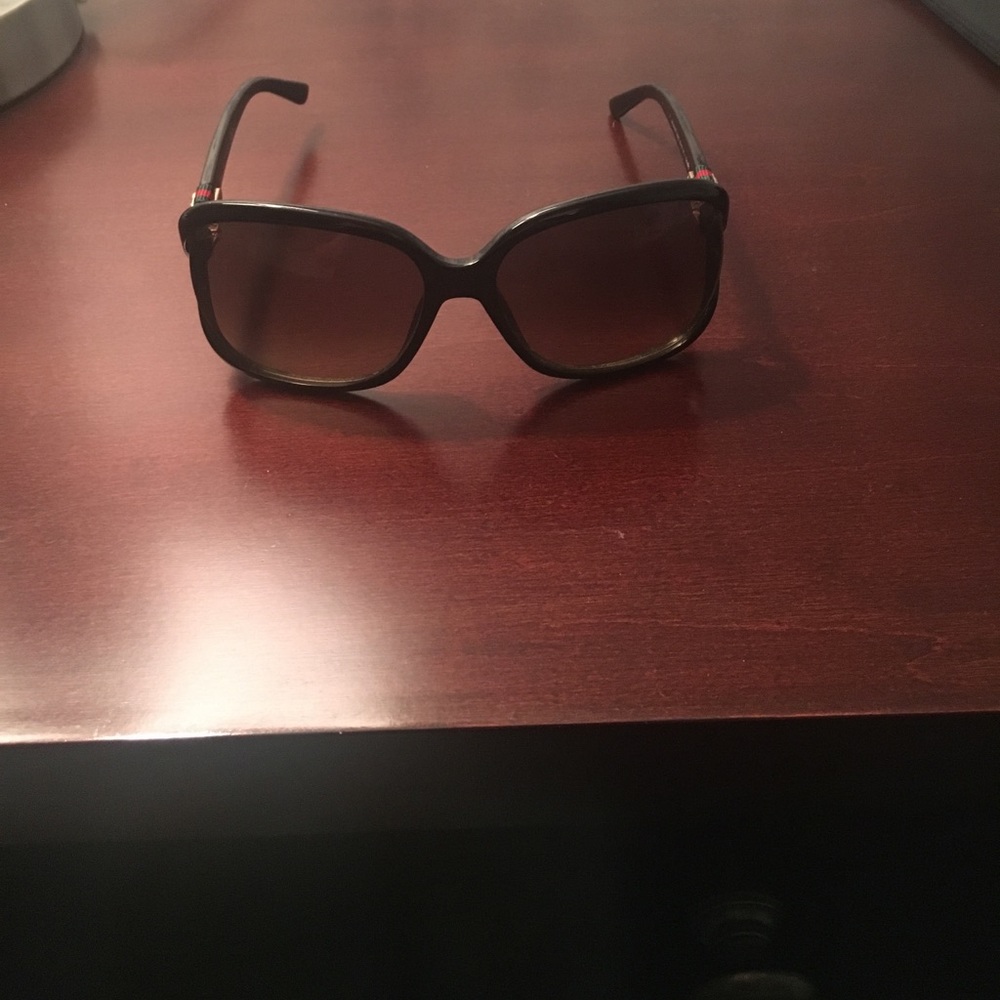 Gucci sunglasses