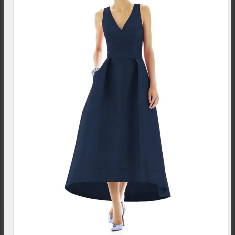 Beautiful high low Alfred Sung dress.