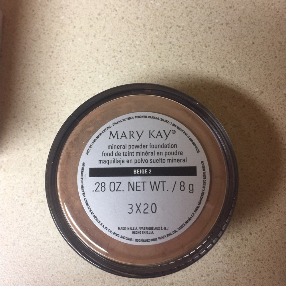 Mineral powder foundation beige2