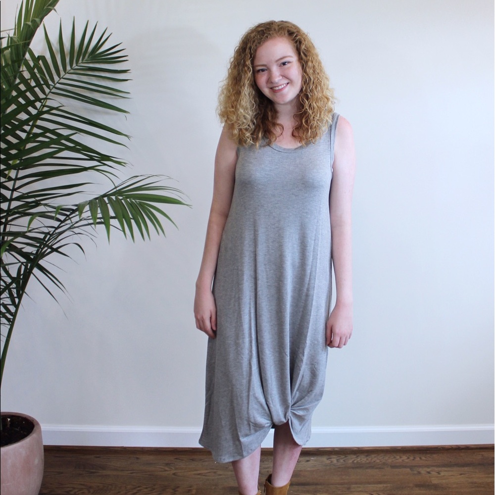 $10 CLOSET SALE❗️Gray Knot Tank Dress