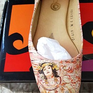 ICON ballet flats. Size 7