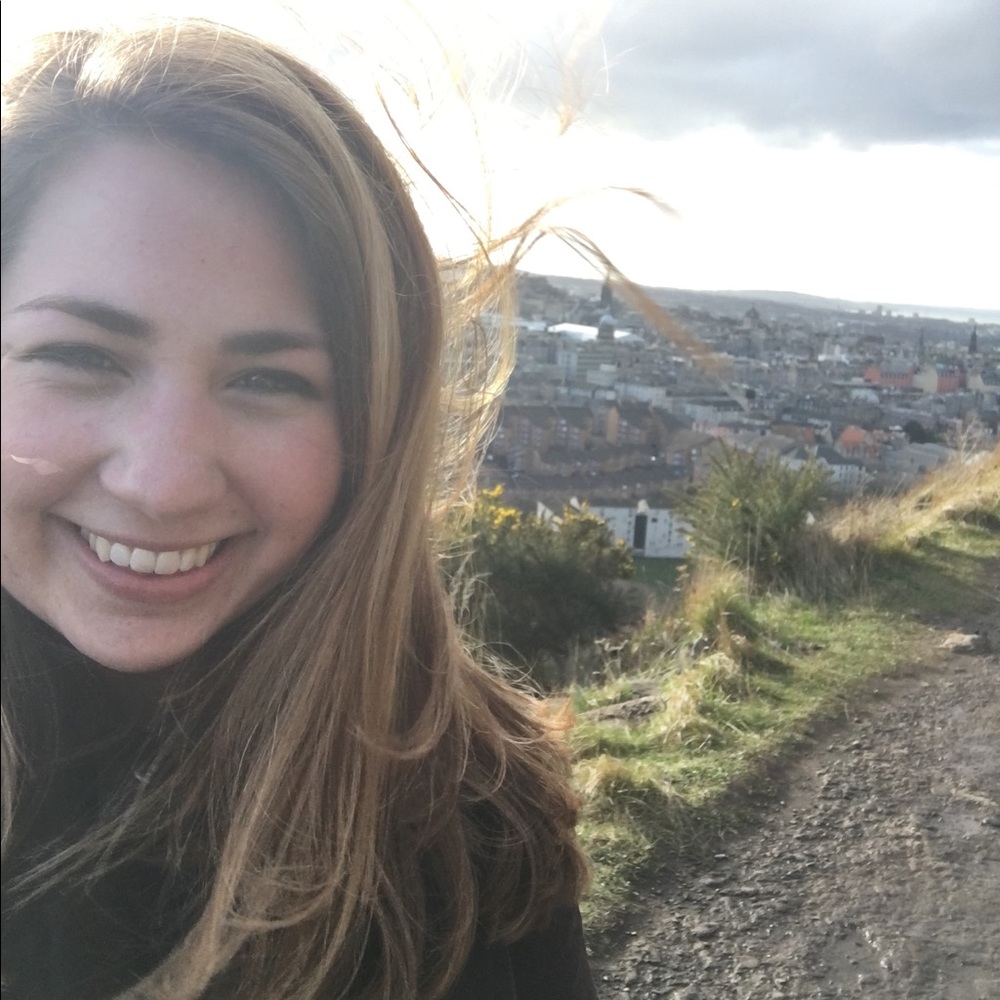 Meet your Posher, Becca