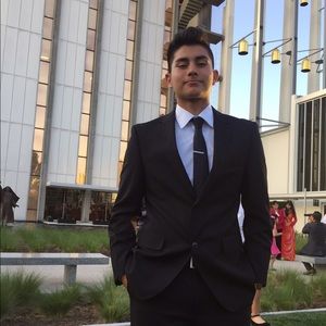 Meet your Posher, Sergio