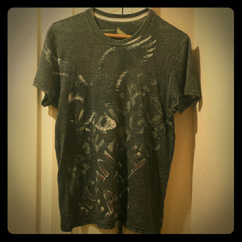 American Eagle shirt