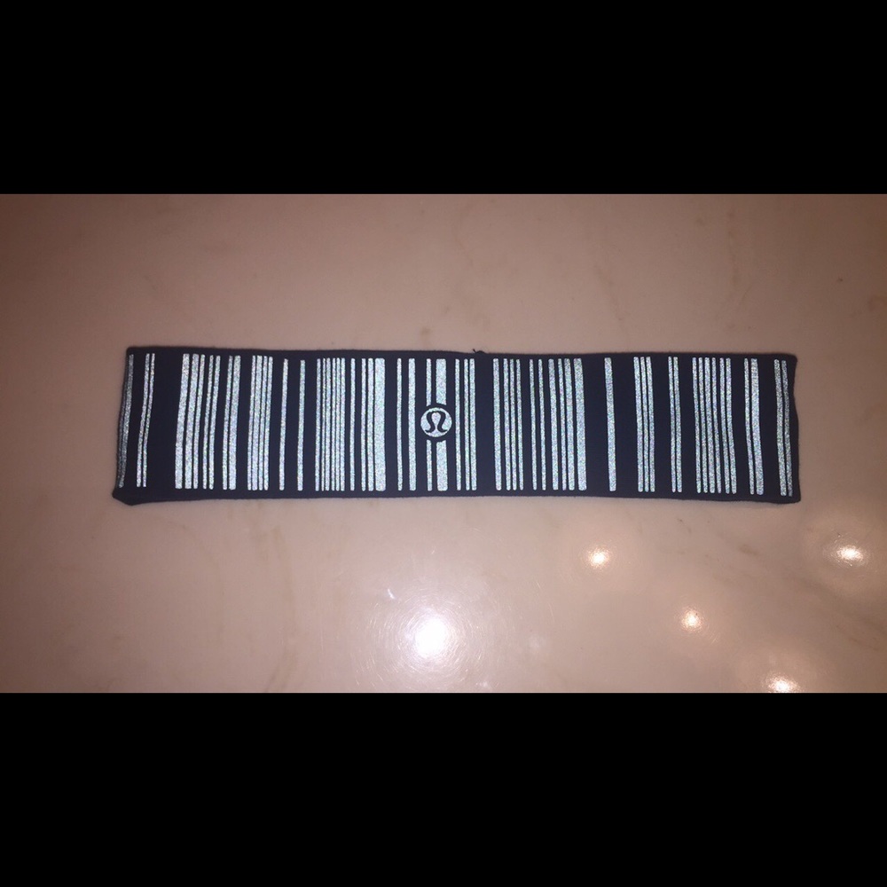 Blue reflective Lululemon headband