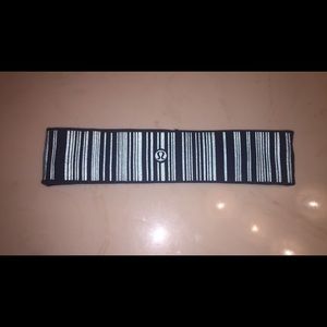Blue reflective Lululemon headband
