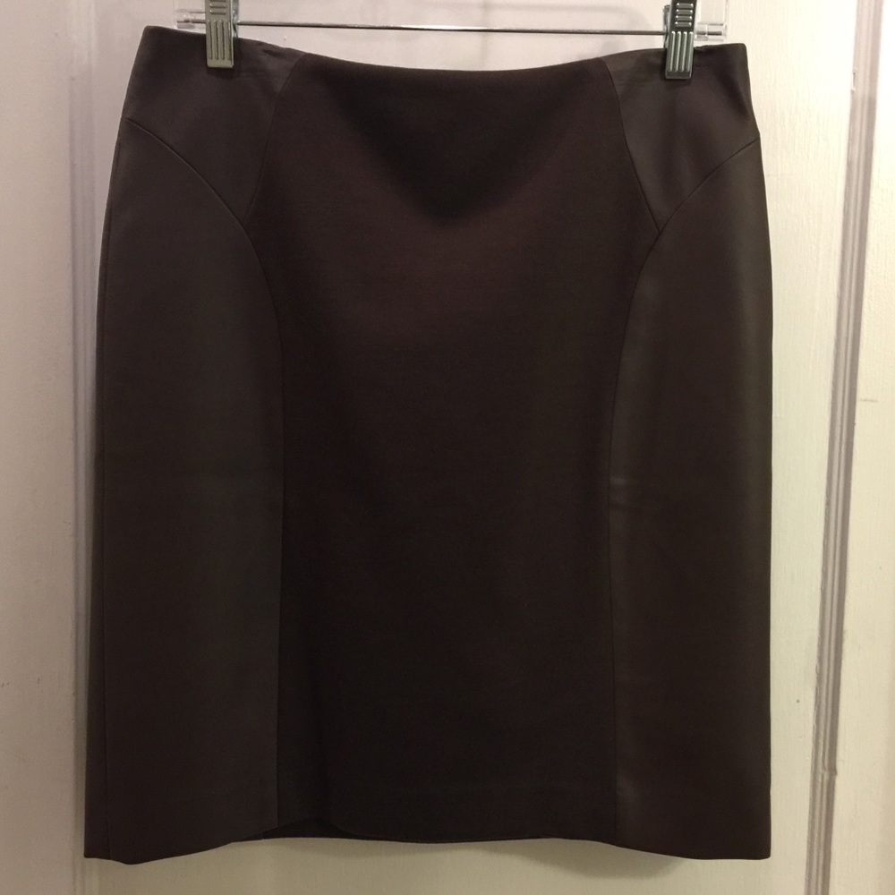 LIKE NEW Evan Picone Pencil Skirt