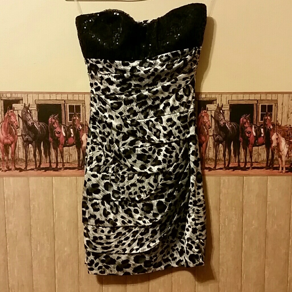 Cheetah print dress with sequins on top