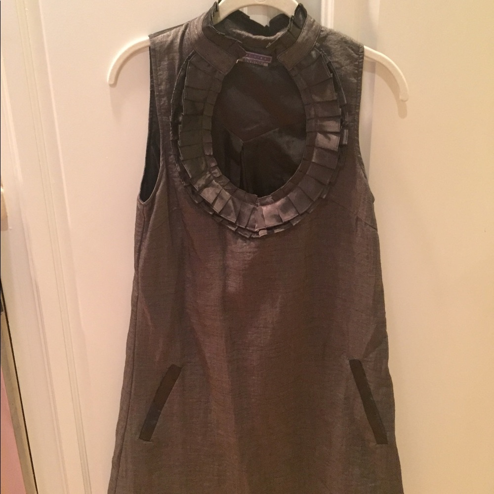 SUGAR LIPS | gorgeous silver scoopneck dress 🤍