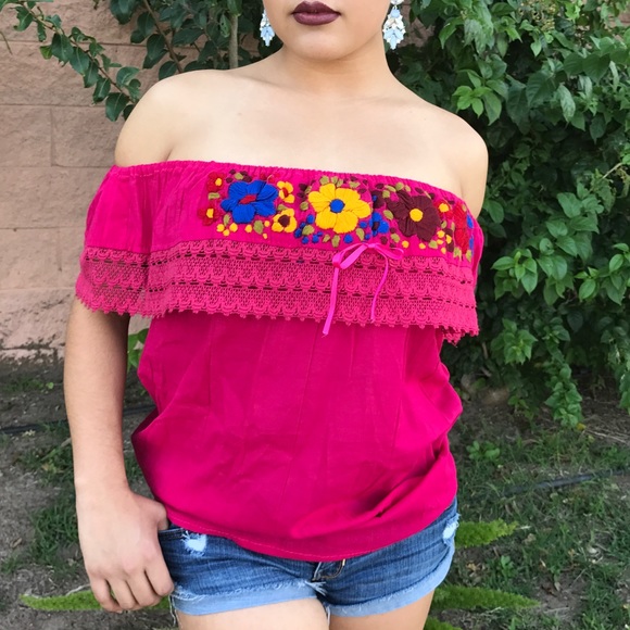 Cielito Lindo Tops - Lace Floral Embroidered Off-Shoulder Campesina Top