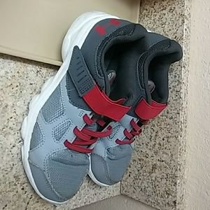 Boys Under Armour shoes