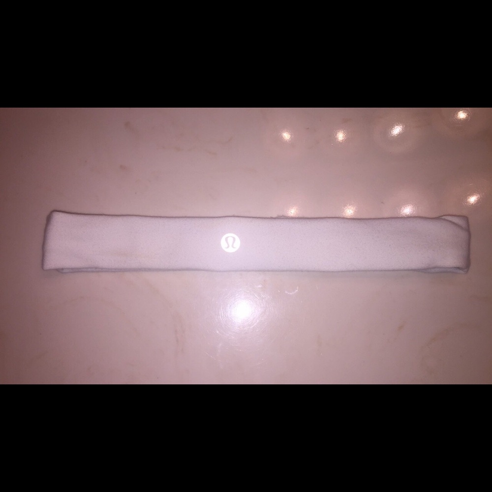 White Lululemon headband