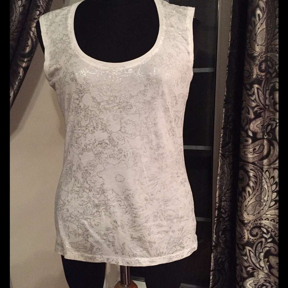 Tahari Tee just GORGEOUS!