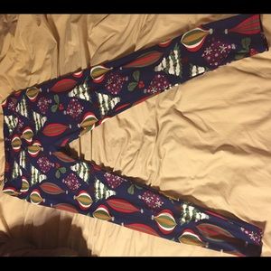 LuLaRoe TC Holiday Ornament Leggings