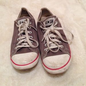 Grey converse