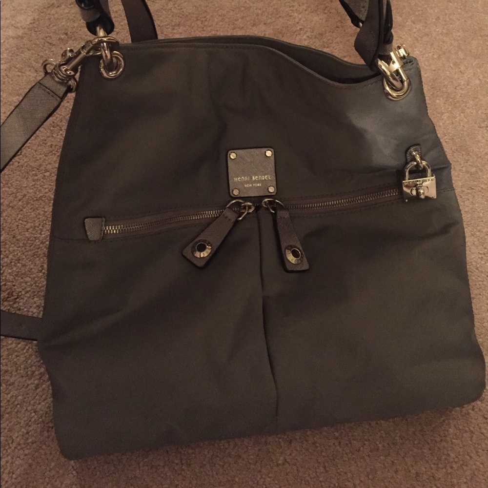 Henri bendel jet setter cross body