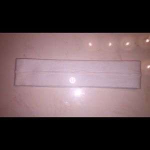White Lululemon headband
