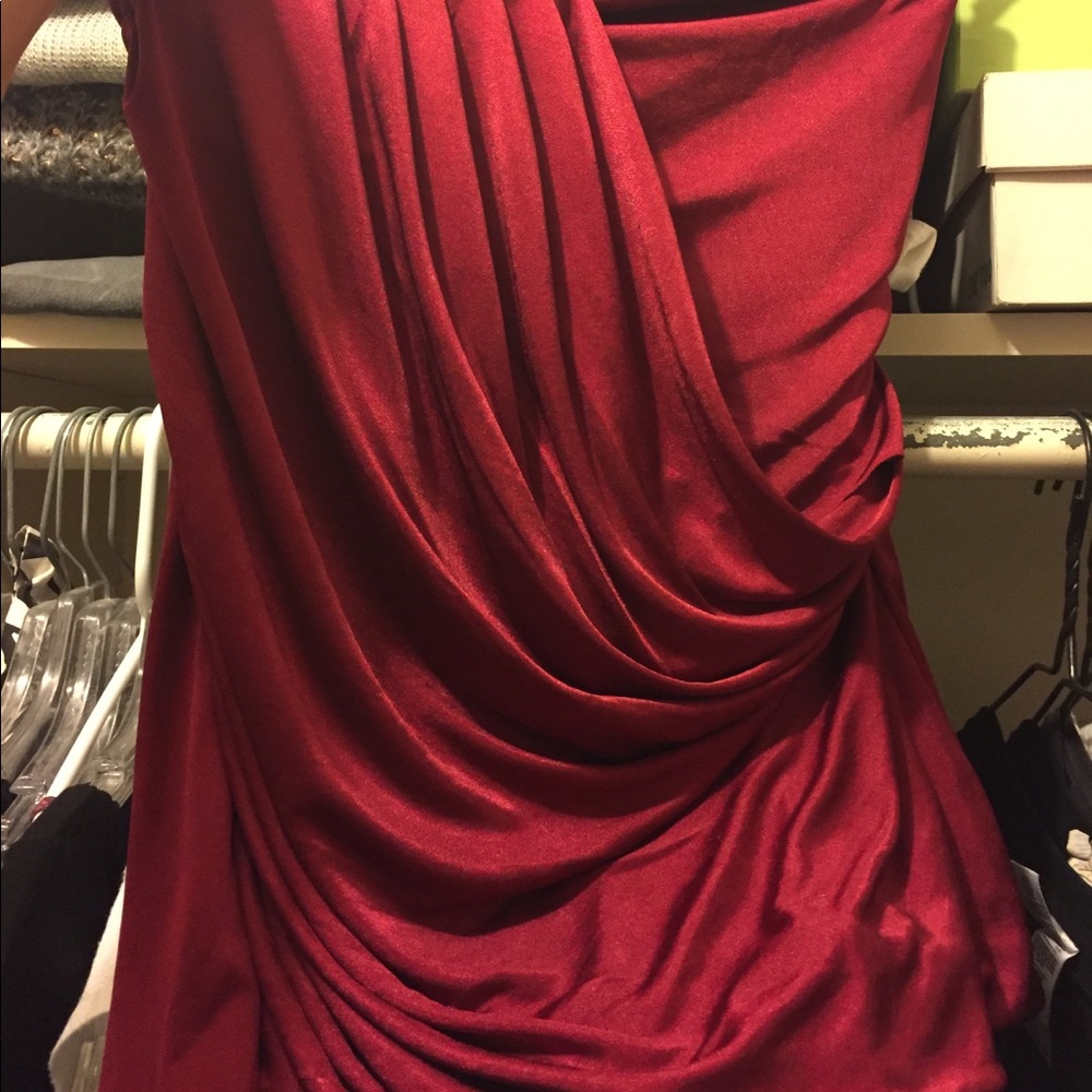 Beautiful Red Express Tube Top - Picture 3 of 4