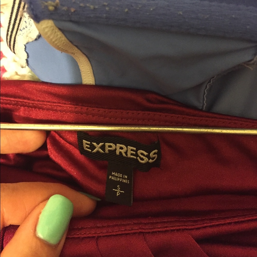 Beautiful Red Express Tube Top - Picture 4 of 4