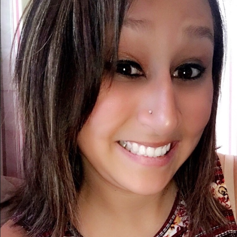 Meet your Posher, Ashley