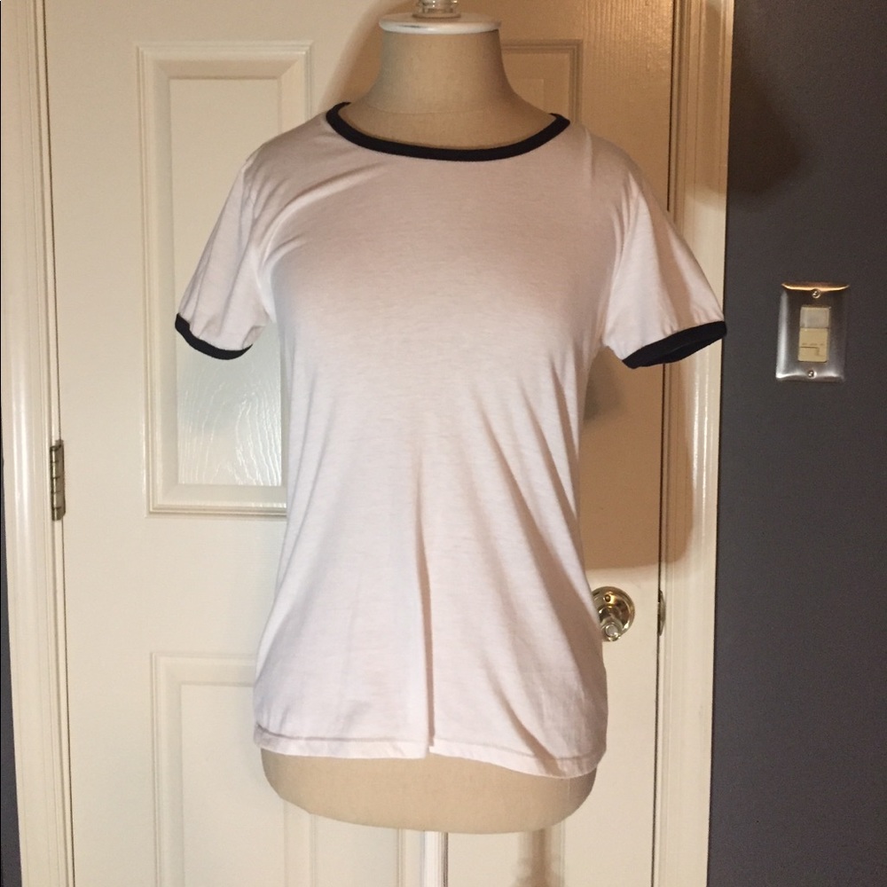 plain white tee