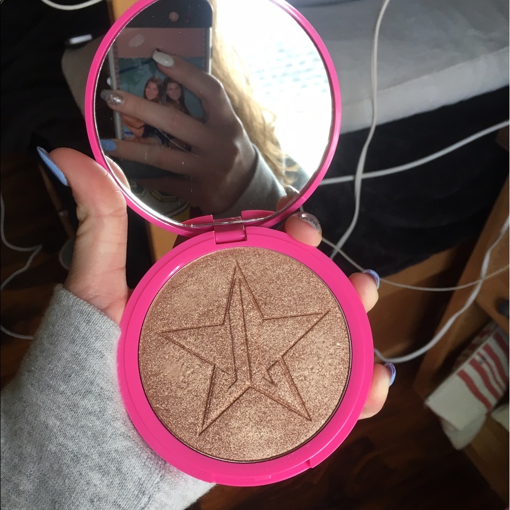 Jeffree star Siberian gold skin frost (highlight)