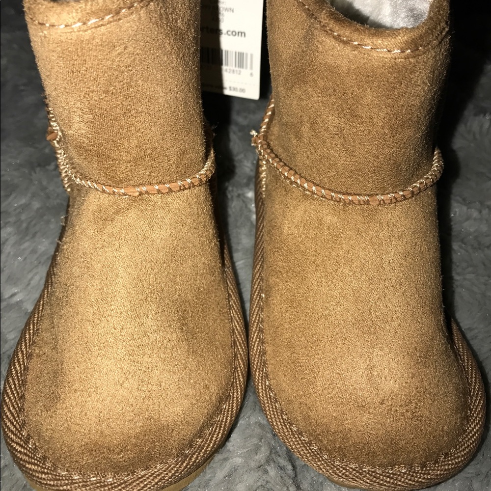 Brand new children Carters boots size small 5-6