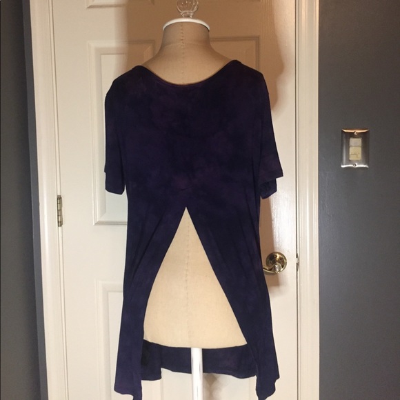 t-shirt - Picture 2 of 2