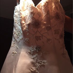Wedding dress