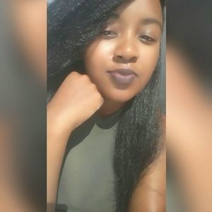 Meet your Posher, Gina