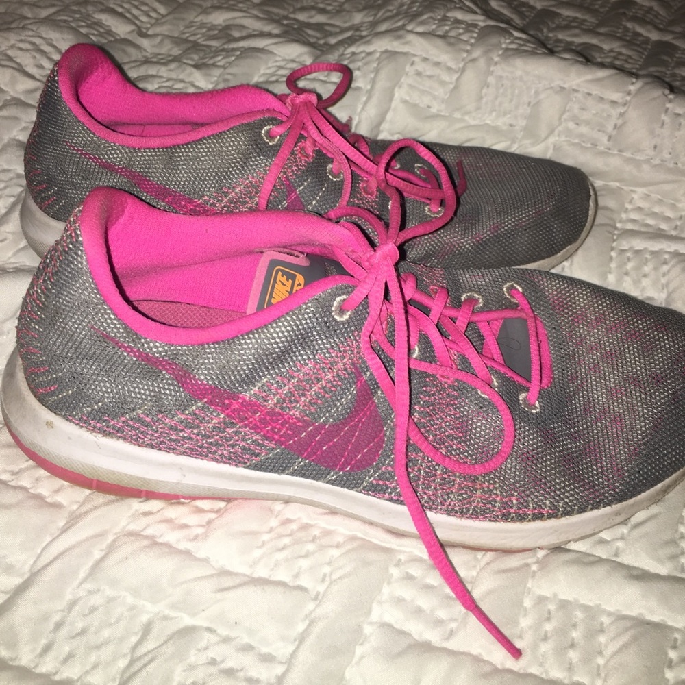 Nike Flex Gray and Pink Running Shoes