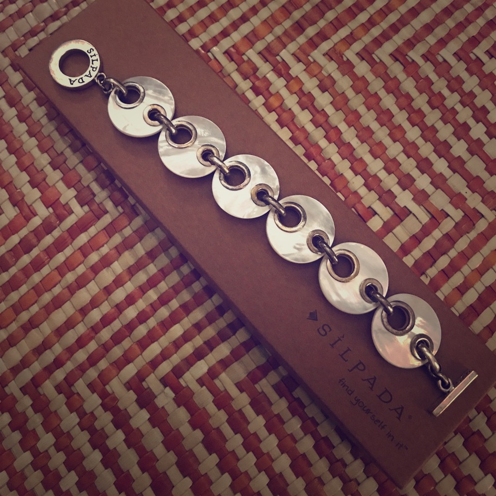 Silpada Mother of Pearl Bracelet w/ Toggle Clasp