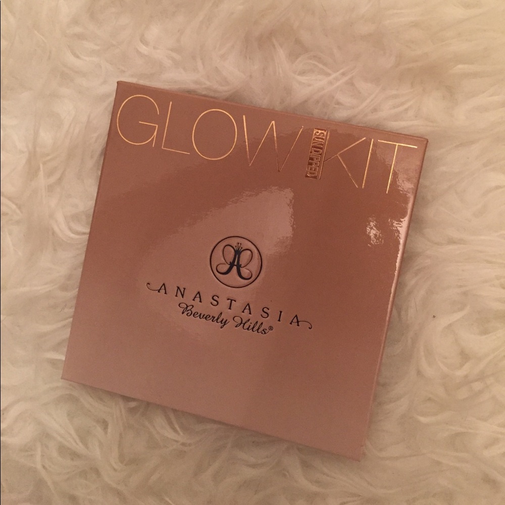 Anastasia Beverly Hills Glow Kit