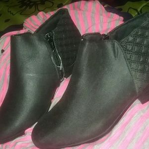 Ankle boots