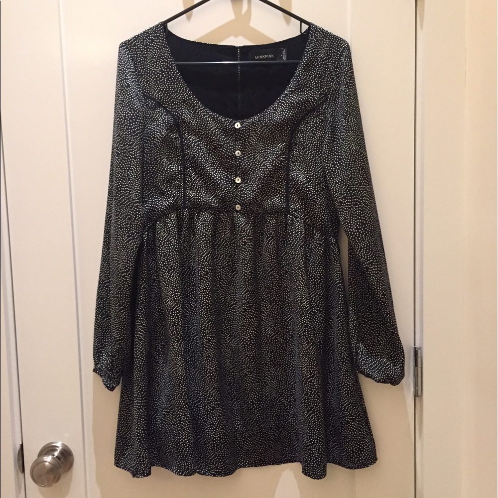 dotted long sleeve short dress