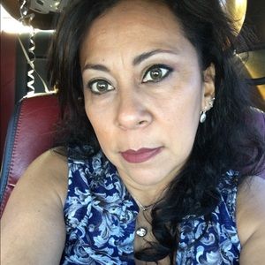 Meet your Posher, Rebecca