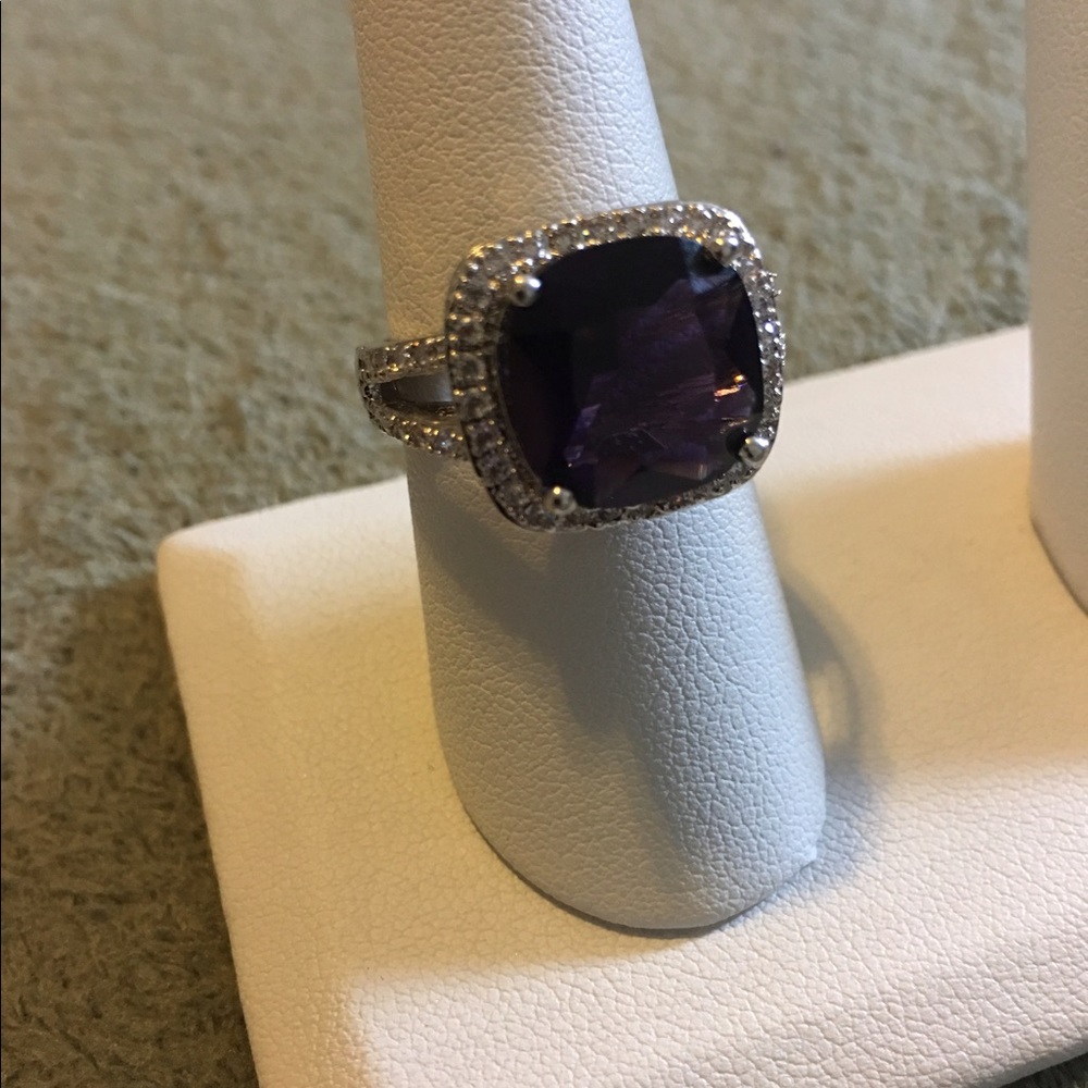 .925 Sterling Silver Ring. - Picture 3 of 4