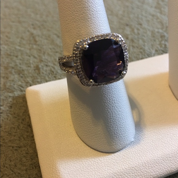 .925 Sterling Silver Ring. - Picture 3 of 4